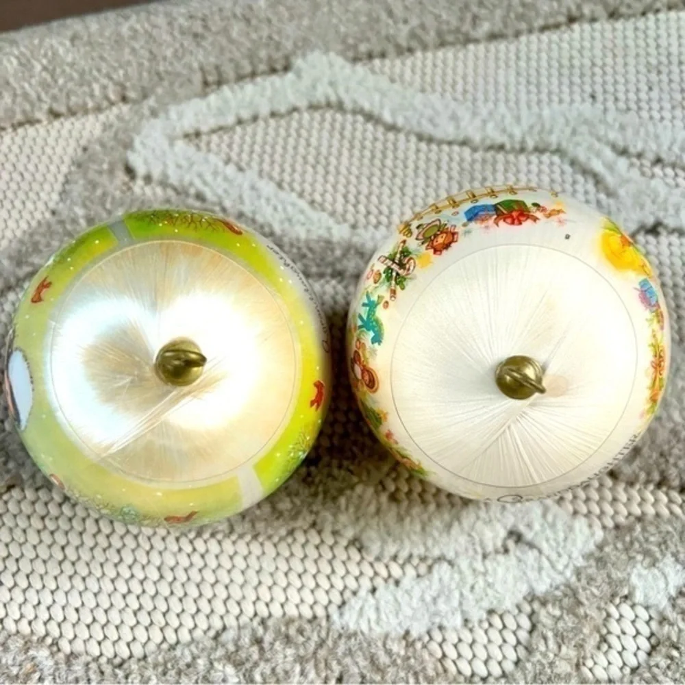 💚 Vintage Hallmark satin spun ball grand daughter ornaments